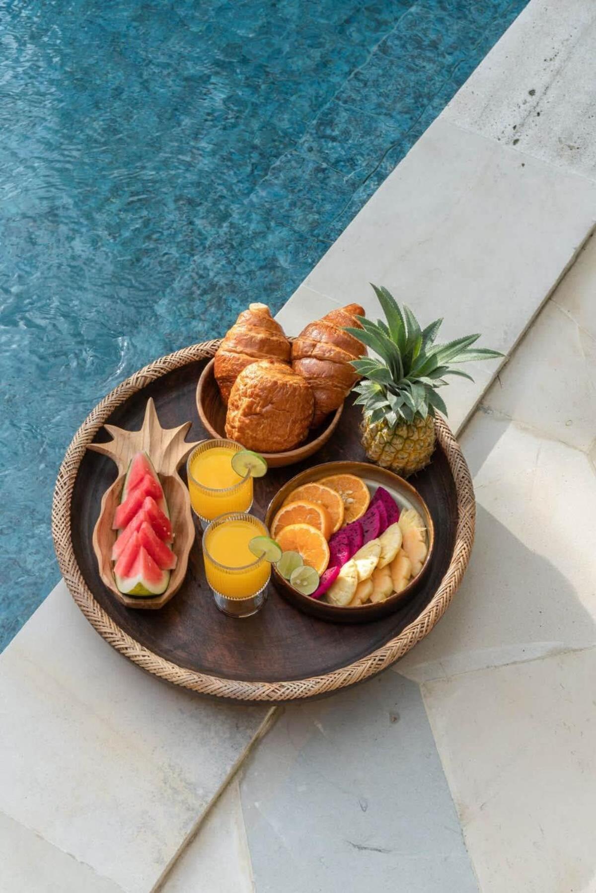 The Jungle - Luxurious & Tropical Concept - 3Br - Central Canggu Esterno foto